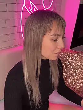 Snapshot of MiaMinx chatting on 28, 12, 2024 MiaMinx online show from 28, 12, 2024