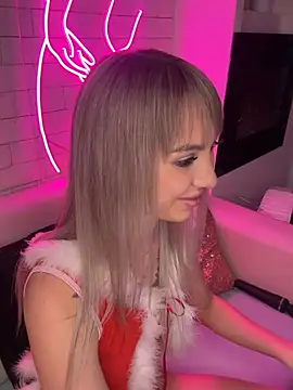 Snapshot of MiaMinx chatting on 30, 12, 2024 MiaMinx online show from 30, 12, 2024