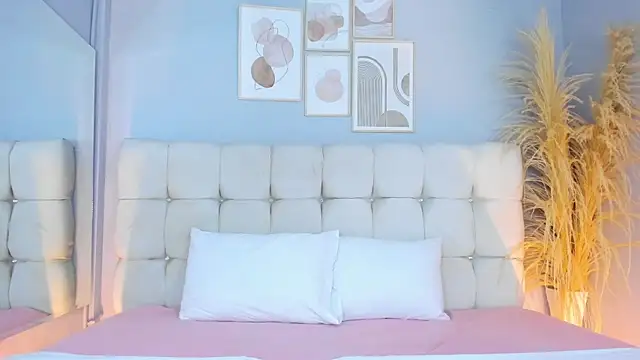 sofi potter  online show from 20, 12, 2024