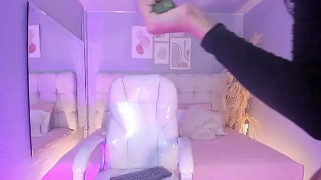 sofi potter  online show from 9, 3, 2025