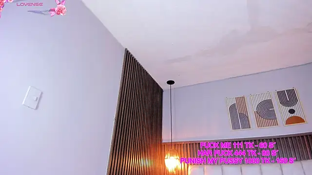 Ashleyy23x online show from 28, 7, 2026
