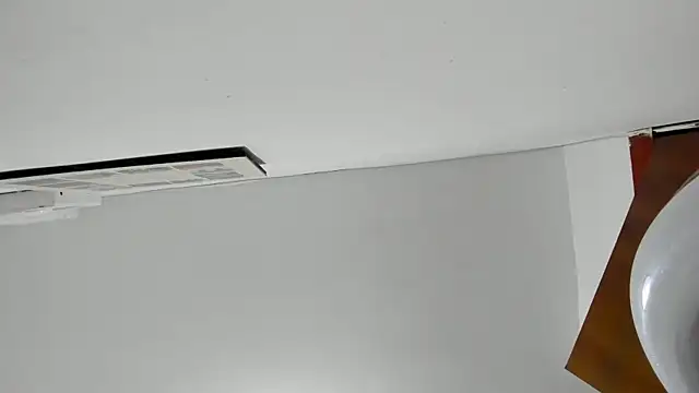 Mialenox online show from 5, 11, 2025