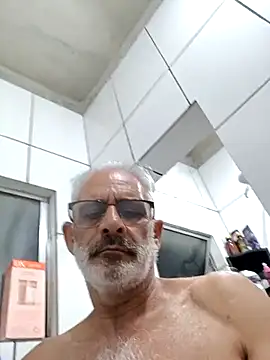 Snapshot of reijulio55 chatting on 10, 3, 2025 reijulio55 online show from 10, 3, 2025