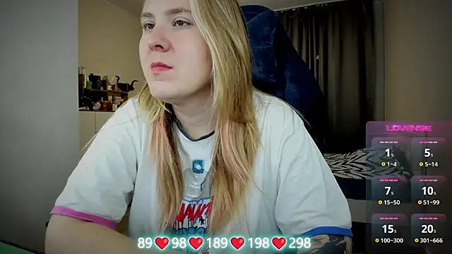 Olivia Munk online show from 11, 9, 2025