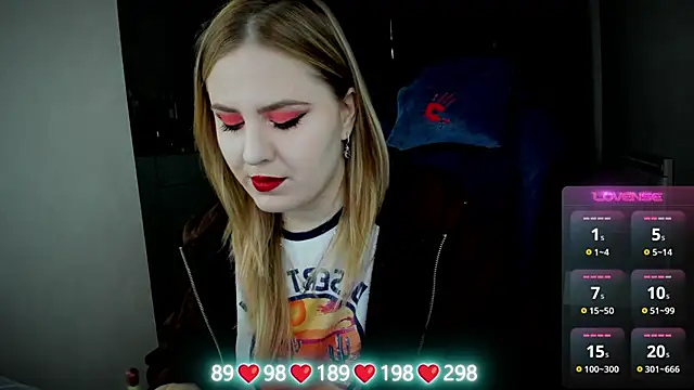 Olivia Munk online show from 20, 9, 2025