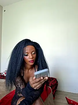 Snapshot of Kamdollie chatting on 13, 5, 2026 Kamdollie online show from 13, 5, 2026
