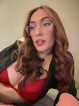 MichelleFerry  online show from 2, 2, 2025