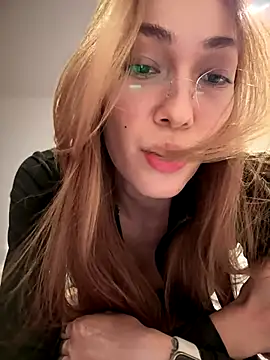 MichelleFerry  online show from 1, 10, 2025