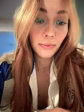 MichelleFerry  online show from 15, 10, 2025