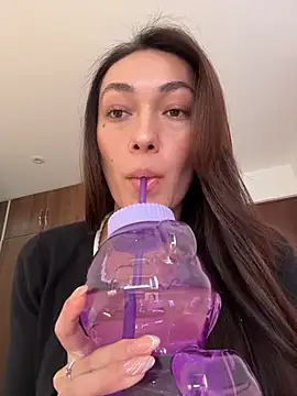 MichelleFerry  online show from 8, 2, 2026