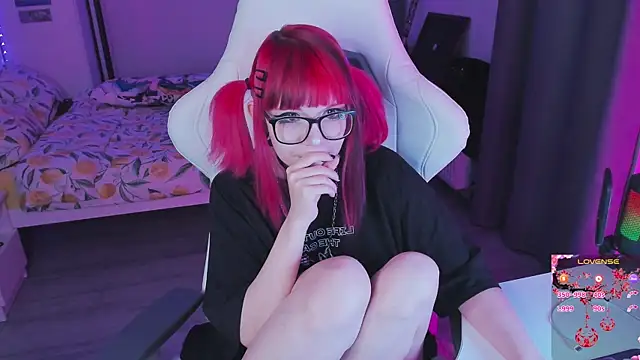 Yumi Youkai online show from 17, 9, 2025