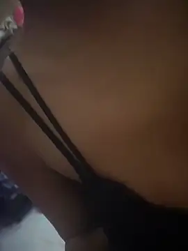 Snapshot of PARI_Hun chatting on 5, 2, 2026 PARI Hun online show from 5, 2, 2026