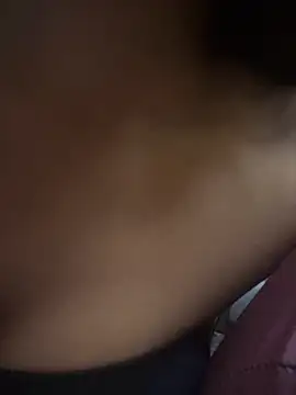 Snapshot of PARI_Hun chatting on 5, 3, 2026 PARI Hun online show from 5, 3, 2026