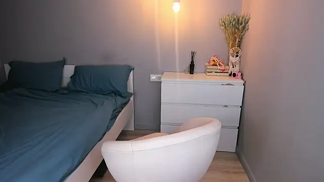 Snapshot of missliiaa chatting on 4, 11, 2025 missliiaa online show from 4, 11, 2025