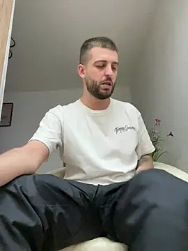 ElChapoGuzman95 online show from 19, 3, 2025