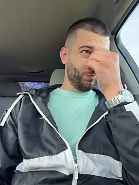 ElChapoGuzman95 online show from 28, 4, 2026