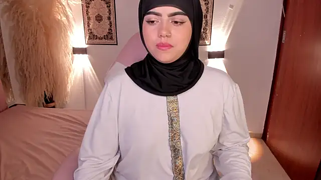 Snapshot of shayla_18 chatting on 25, 1, 2025 shayla 18 online show from 25, 1, 2025