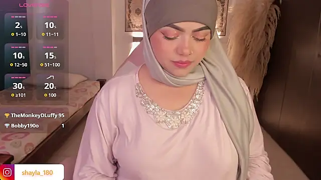 Snapshot of shayla_18 chatting on 4, 2, 2026 shayla 18 online show from 4, 2, 2026