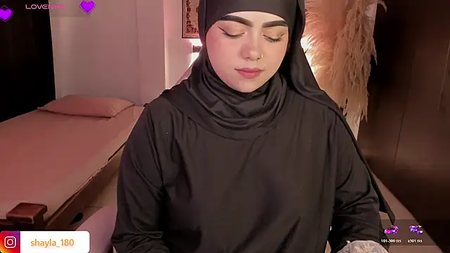 Snapshot of shayla_18 chatting on 16, 2, 2026 shayla 18 online show from 16, 2, 2026