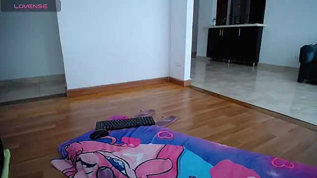 tiffany  pink online show from 9, 11, 2025