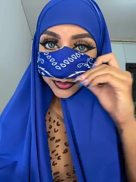 Snapshot of _alabina_ chatting on 2, 10, 2025  alabina  online show from 2, 10, 2025