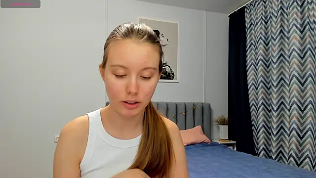 Snapshot of Peggy_Beauty chatting on 29, 12, 2024 Peggy Beauty online show from 29, 12, 2024