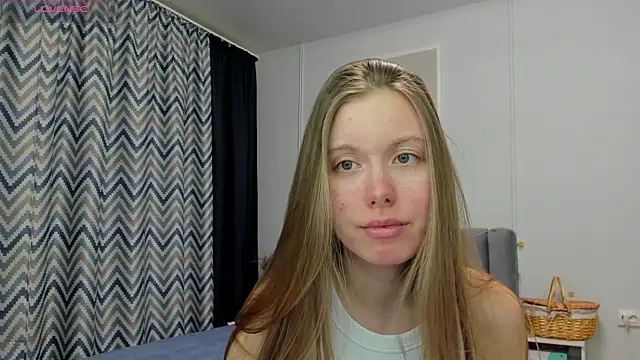 Snapshot of Peggy_Beauty chatting on 8, 2, 2025 Peggy Beauty online show from 8, 2, 2025