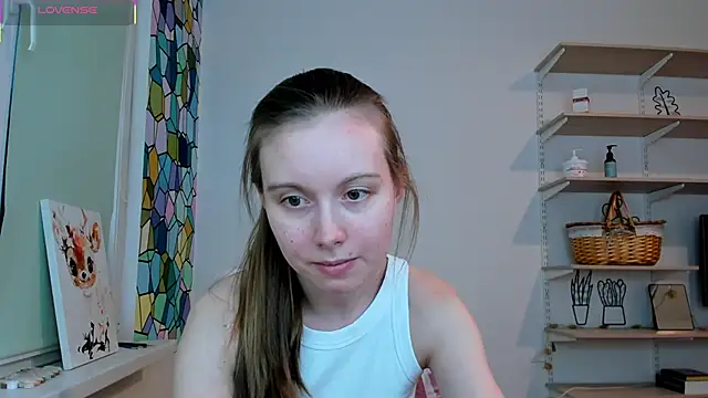 Snapshot of Peggy_Beauty chatting on 28, 10, 2025 Peggy Beauty online show from 28, 10, 2025