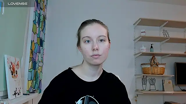 Snapshot of Peggy_Beauty chatting on 21, 12, 2025 Peggy Beauty online show from 21, 12, 2025