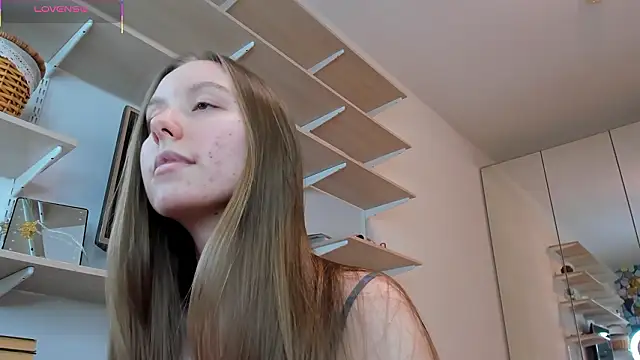 Snapshot of Peggy_Beauty chatting on 5, 2, 2026 Peggy Beauty online show from 5, 2, 2026