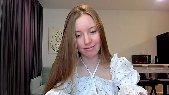 Snapshot of Peggy_Beauty chatting on 2, 4, 2026 Peggy Beauty online show from 2, 4, 2026