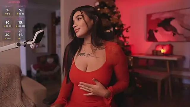 HannahW  online show from 25, 12, 2024