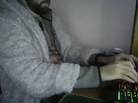 Snapshot of joaodias_97 chatting on 5, 1, 2025 joaodias 97 online show from 5, 1, 2025