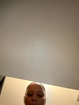 Neelo-Smith online show from 6, 11, 2025