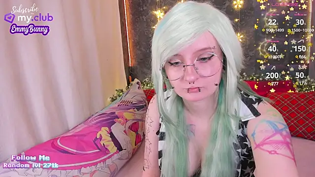 Snapshot of EmmyBunny chatting on 19, 12, 2024 EmmyBunny online show from 19, 12, 2024