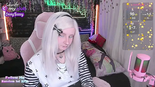 Snapshot of EmmyBunny chatting on 21, 1, 2025 EmmyBunny online show from 21, 1, 2025