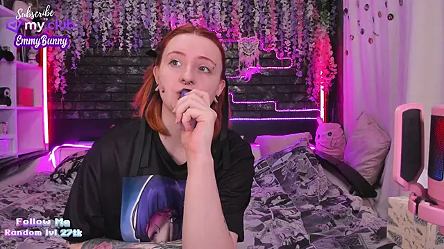 Snapshot of EmmyBunny chatting on 18, 2, 2025 EmmyBunny online show from 18, 2, 2025