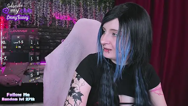 Snapshot of EmmyBunny chatting on 25, 2, 2025 EmmyBunny online show from 25, 2, 2025