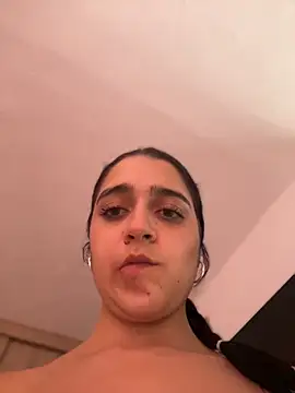 Alicia Ruiz online show from 16, 9, 2025