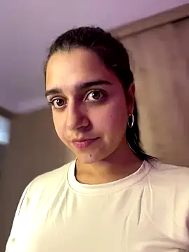 Alicia Ruiz online show from 18, 12, 2025