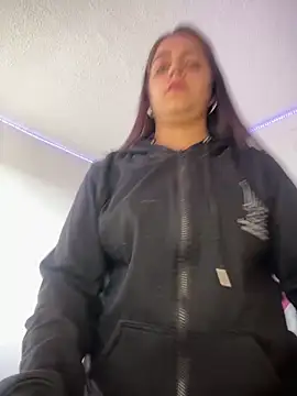 Alicia Ruiz online show from 4, 6, 2026