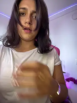 Alicia Ruiz online show from 7, 7, 2026