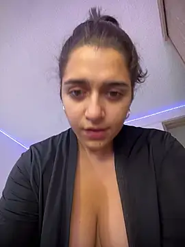 Alicia Ruiz online show from 25, 7, 2026