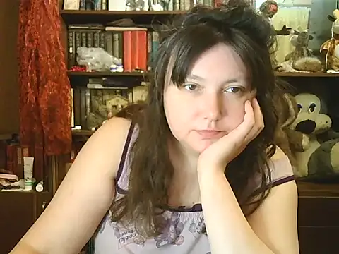 CarrieQPeach online show from 11, 11, 2025