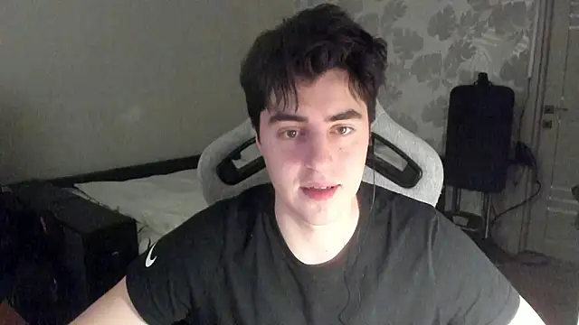 Snapshot of Knuckles17 chatting on 11, 2, 2026 Knuckles17 online show from 11, 2, 2026