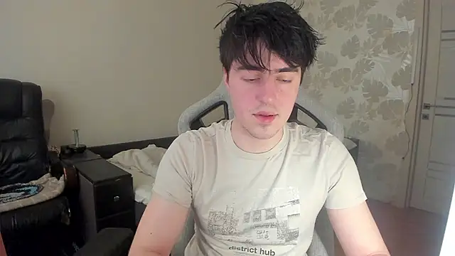 Snapshot of Knuckles17 chatting on 27, 3, 2026 Knuckles17 online show from 27, 3, 2026