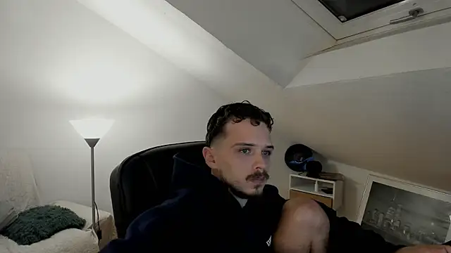 naked psy online show from 14, 9, 2025