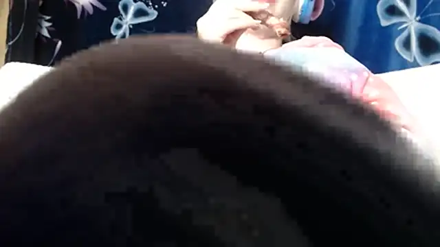 69liamilk69 online show from 2, 7, 2026