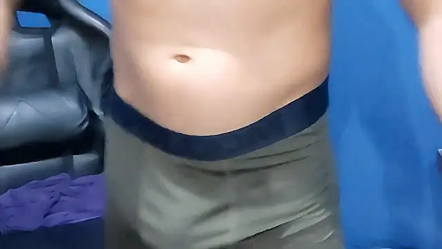 Snapshot of ElmaCannon chatting on 22, 2, 2025 ElmaCannon online show from 22, 2, 2025