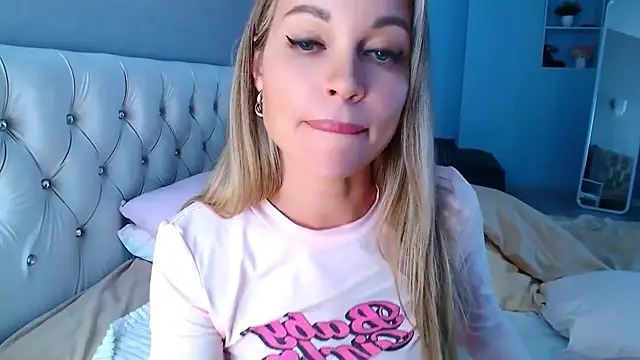 MissSiona online show from 5, 2, 2025